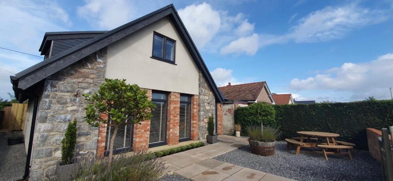 Y Bwythyn Villa Holywell  Kültér fotó