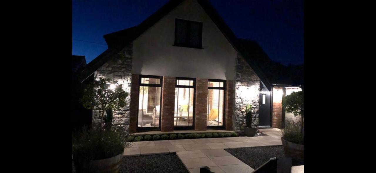 Y Bwythyn Villa Holywell  Kültér fotó
